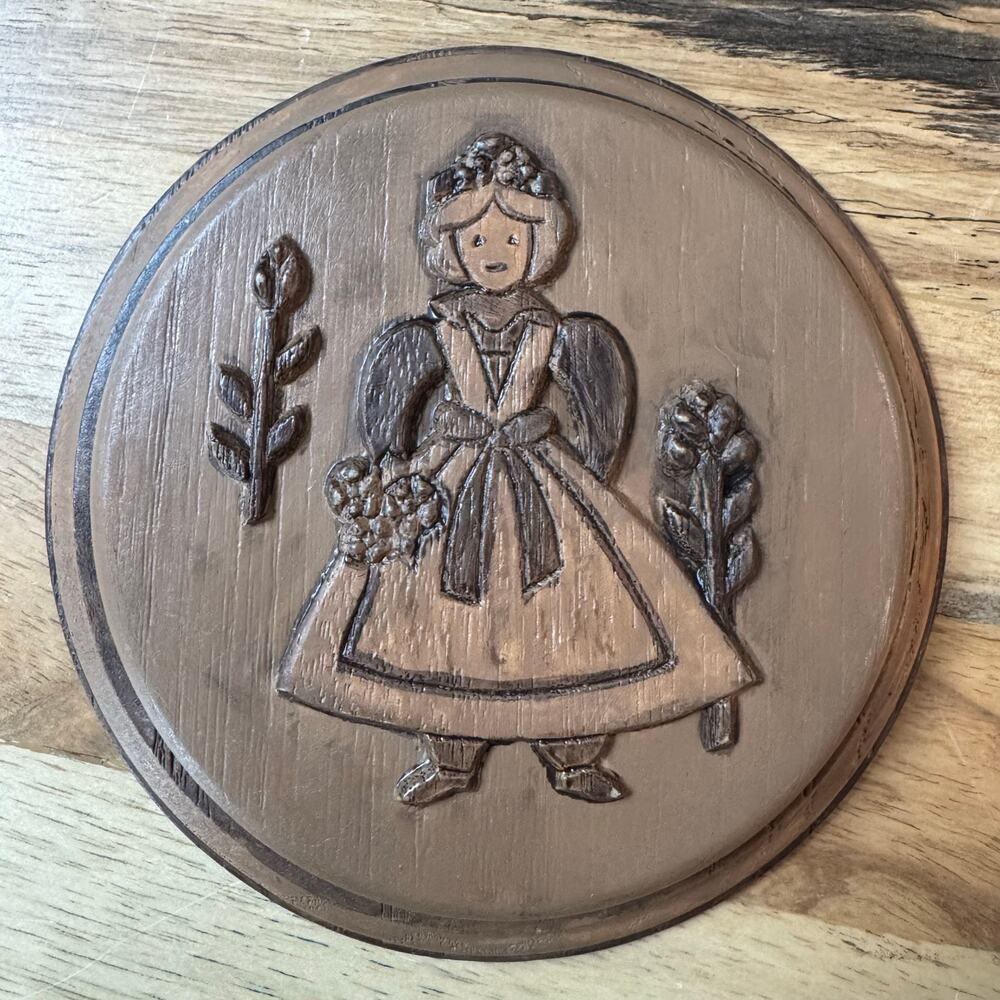 1970s Dutch Girl Hidden Key Holder Wall Plaque, Mid Century Faux Wood Key Hider